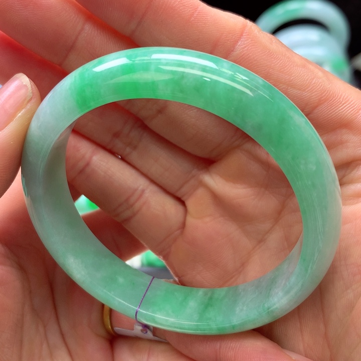 【闪购商品】翡翠手镯未镶嵌天然翡翠手镯