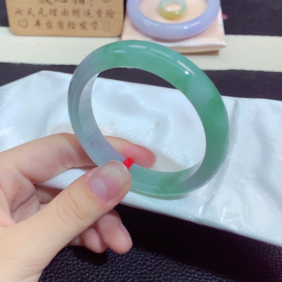 翡翠未镶嵌手镯433