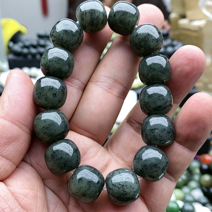 【闪购商品】未镶嵌手链和田玉16青花