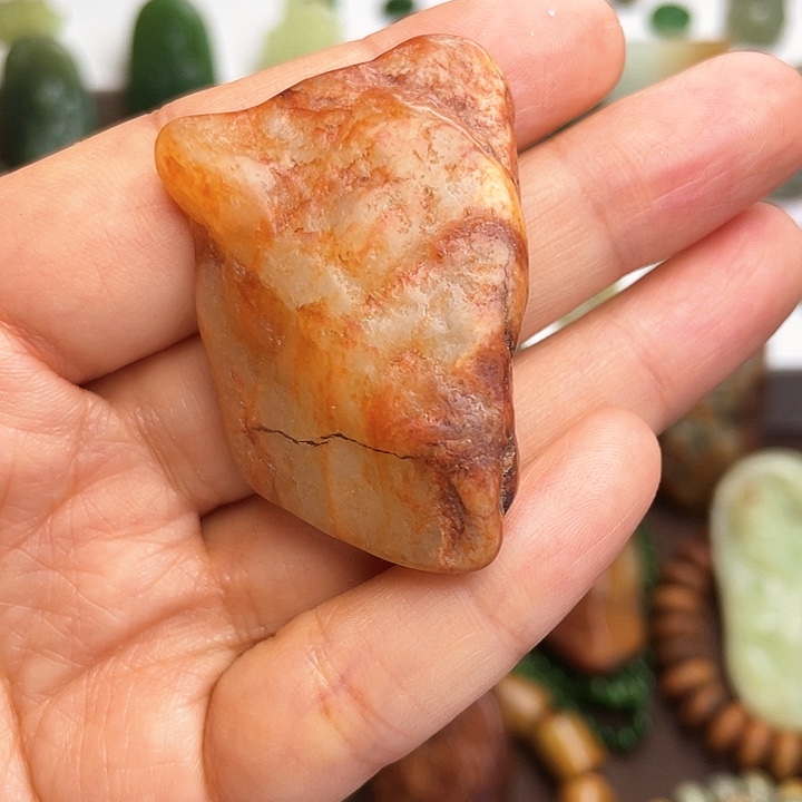 岫岩河磨玉（透闪石质玉）未镶嵌颈饰