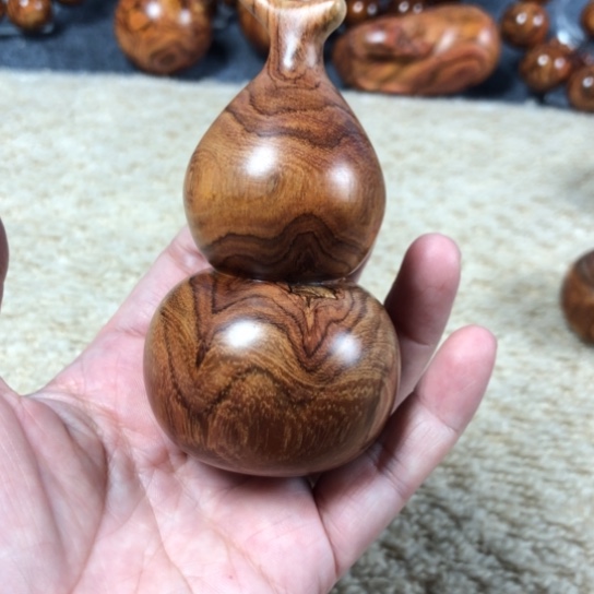 黄花梨/降香黄檀手把件