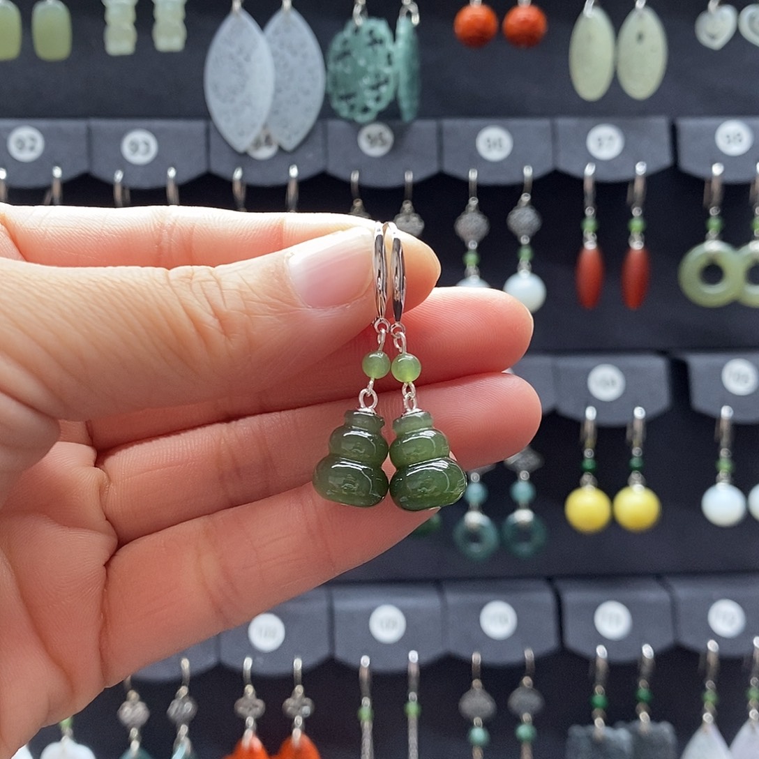 和田玉银S925镶嵌耳饰