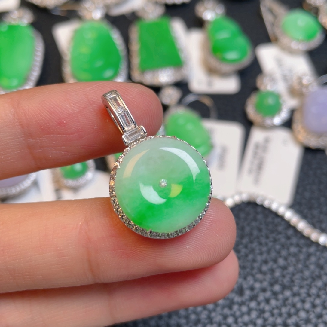 翡翠银S925镶嵌颈饰