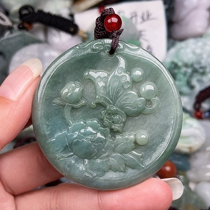 颈饰未镶嵌翡翠翡翠