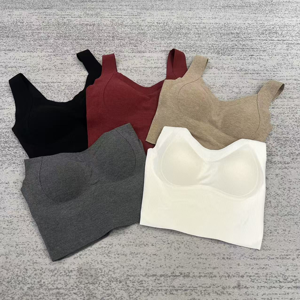 601 福利款～ 磨毛软提拉带胸垫聚拢内衣打底背心(胸垫可拆)