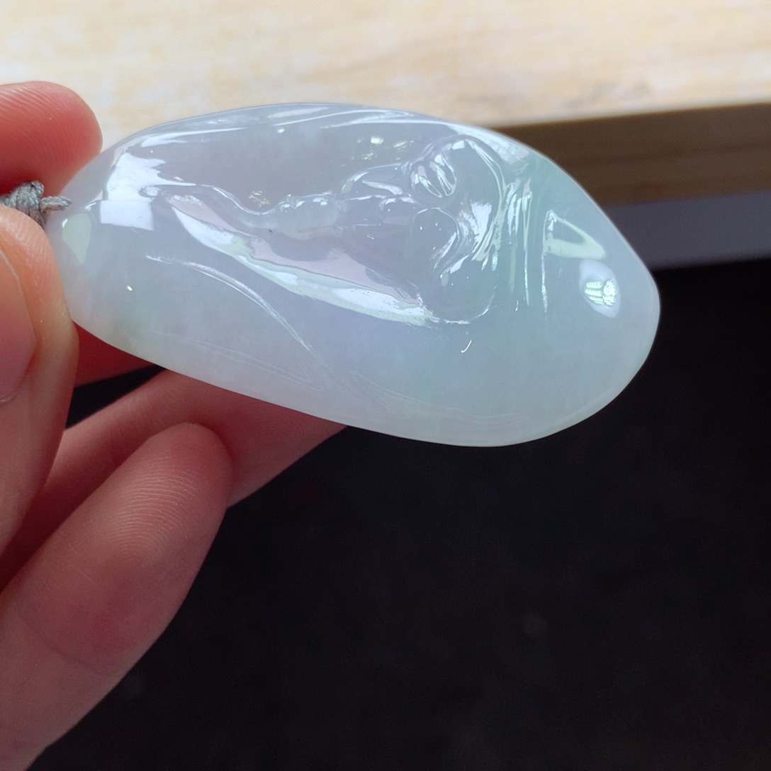 翡翠颈饰未镶嵌吊坠