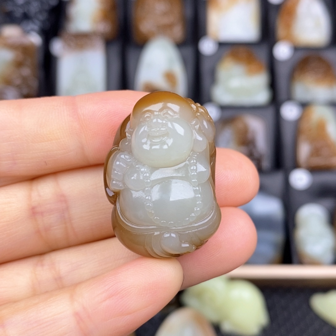 和田玉颈饰未镶嵌