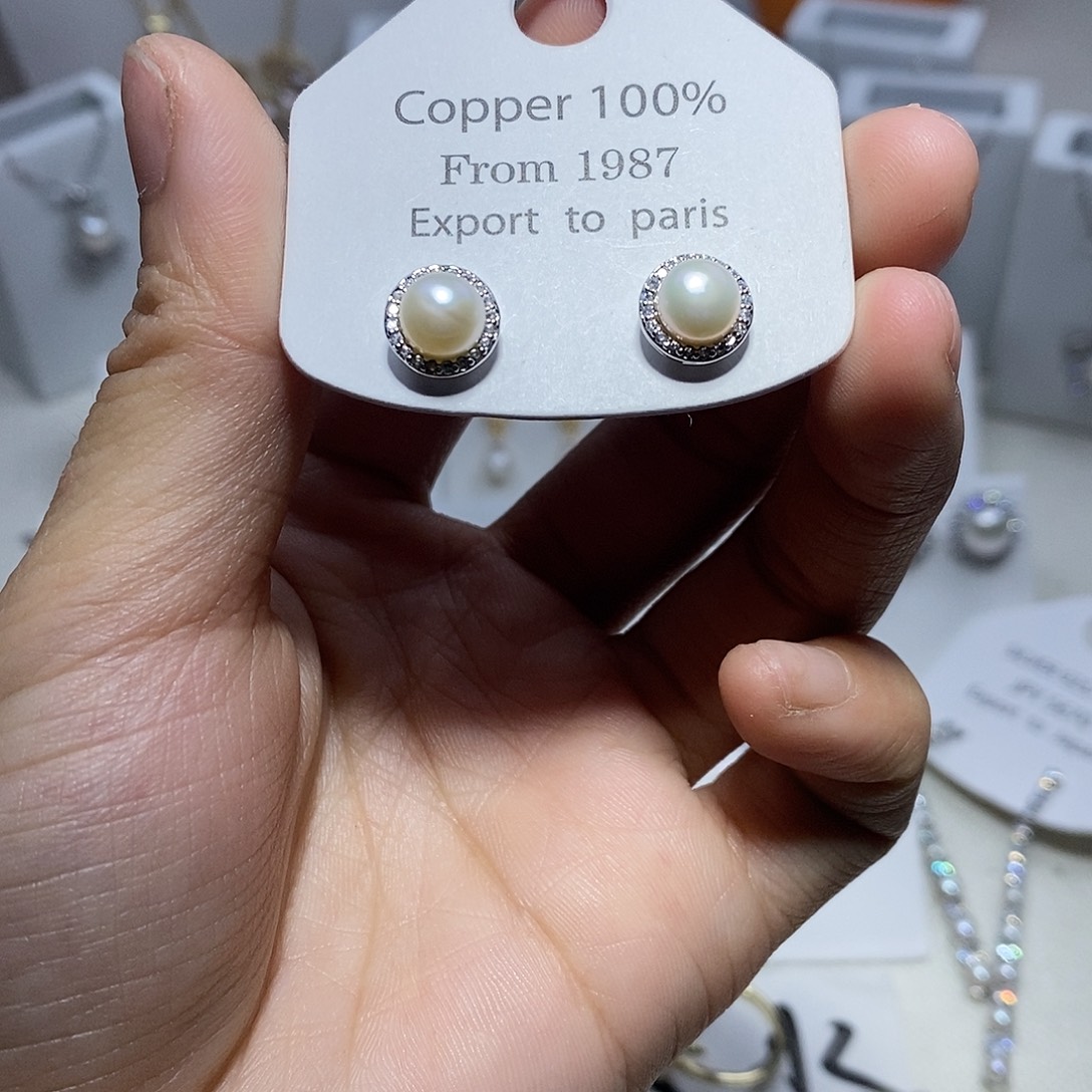 淡水珍珠耳饰未镶嵌