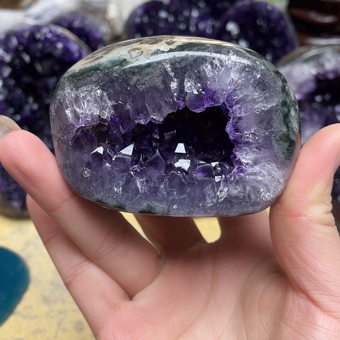 大型摆件（非配饰）紫晶未镶嵌