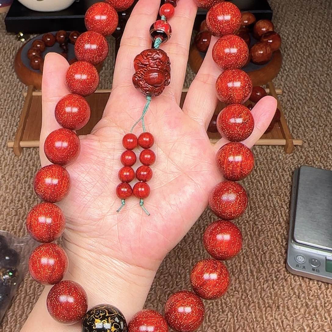 檀香紫檀（小叶紫檀）1.8手红