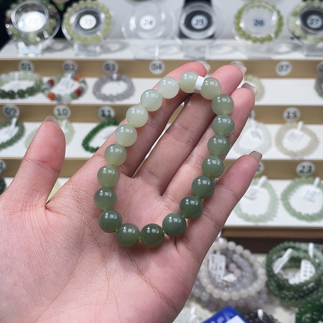 一***橘和田玉未镶嵌手链