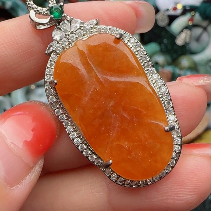 翡翠颈饰未镶嵌天然A货86