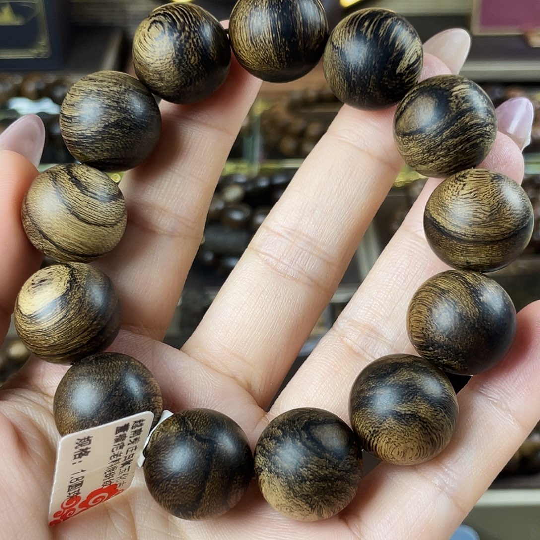 享***活沉香手串越南芽庄老白棋玉化老料瘤疤虎皮1.8