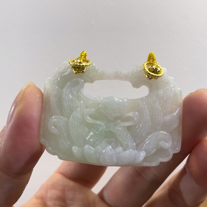 翡翠吊坠(赠链)未镶嵌代编织