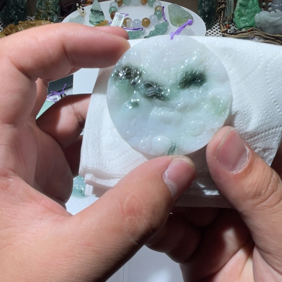 翡翠颈饰未镶嵌天然