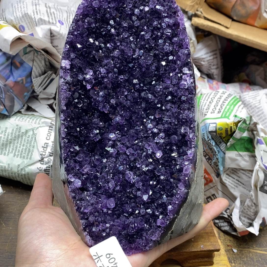 紫晶乌拉圭未镶嵌