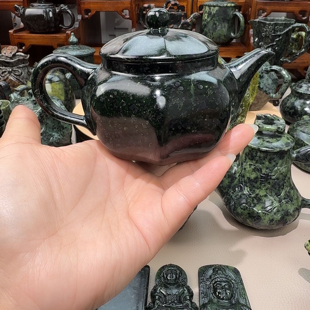 一***水蛇纹石玉未镶嵌藏玉药王石茶壶