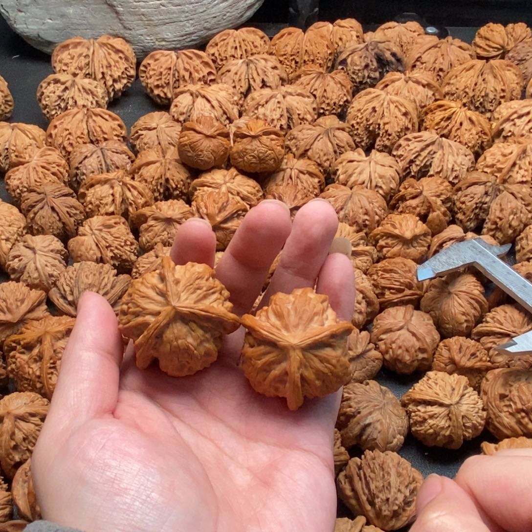 文玩核桃把件41+平闷