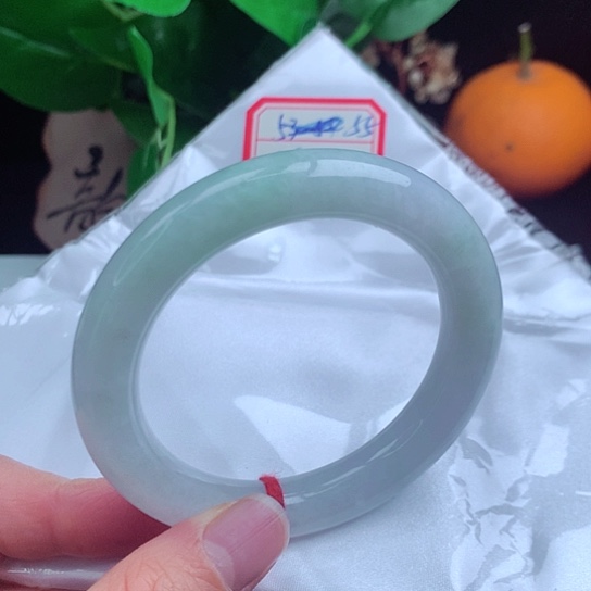翡翠手镯未镶嵌     圆条55 冰晴色