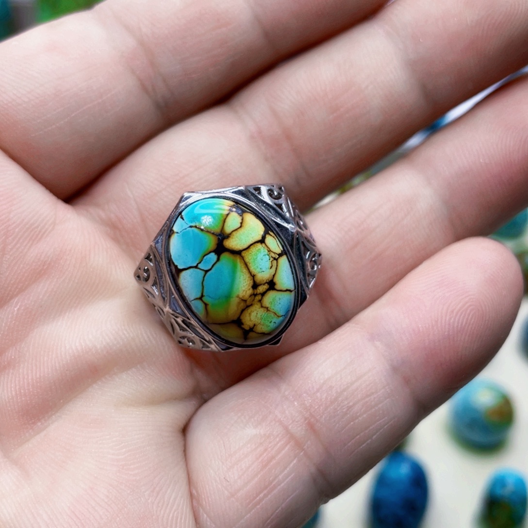 绿松石未镶嵌饰品