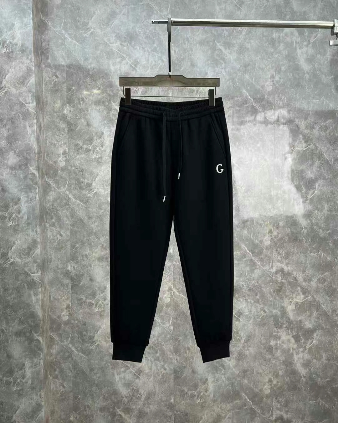 《大G暖冬》2024年秋冬加绒加厚男士舒适柔软束脚休闲裤