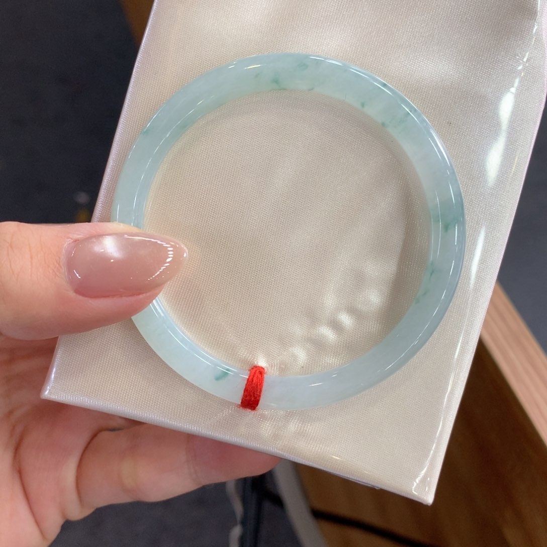 翡翠未镶嵌手镯天然Ａ货翡翠52/53