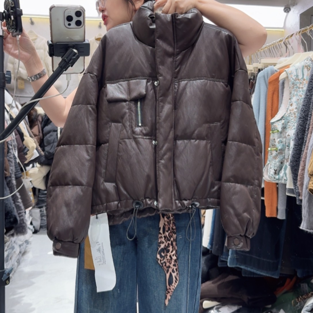 贝壳今天穿到150斤之内咖啡