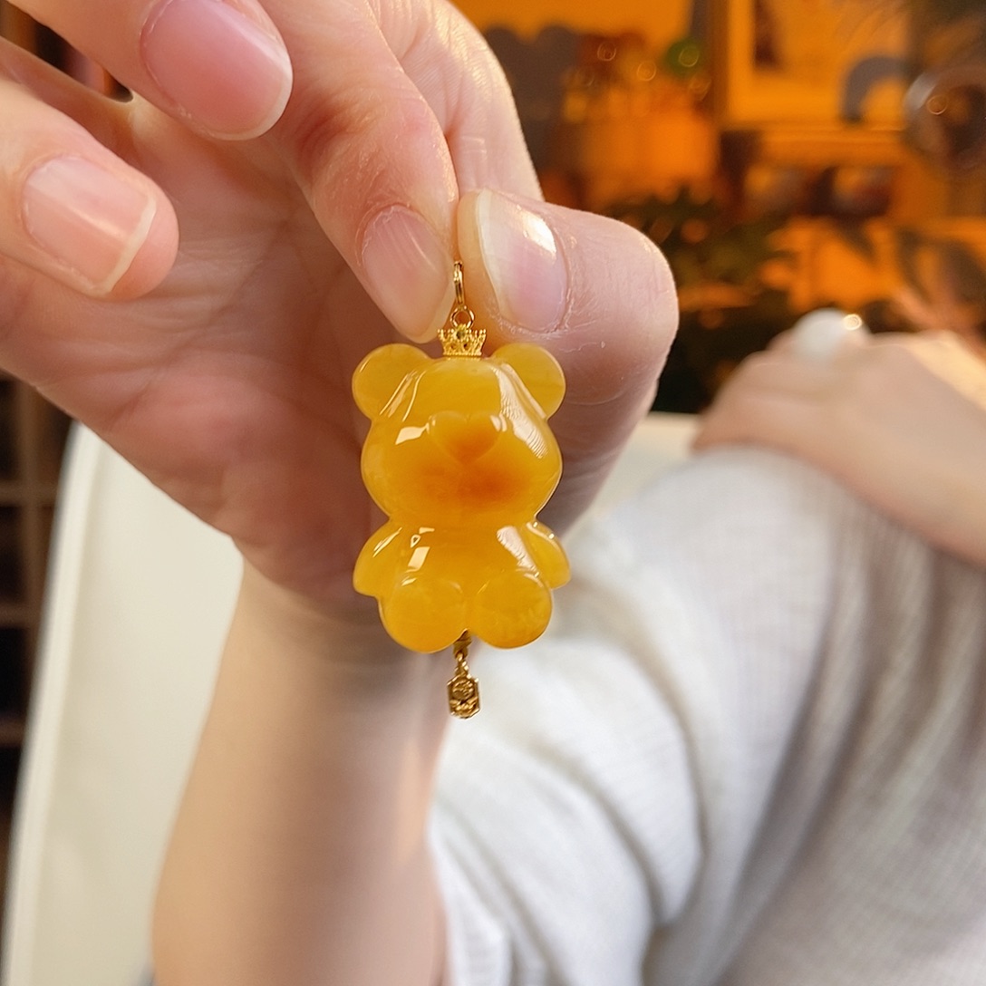 蜜蜡颈饰18K金镶嵌