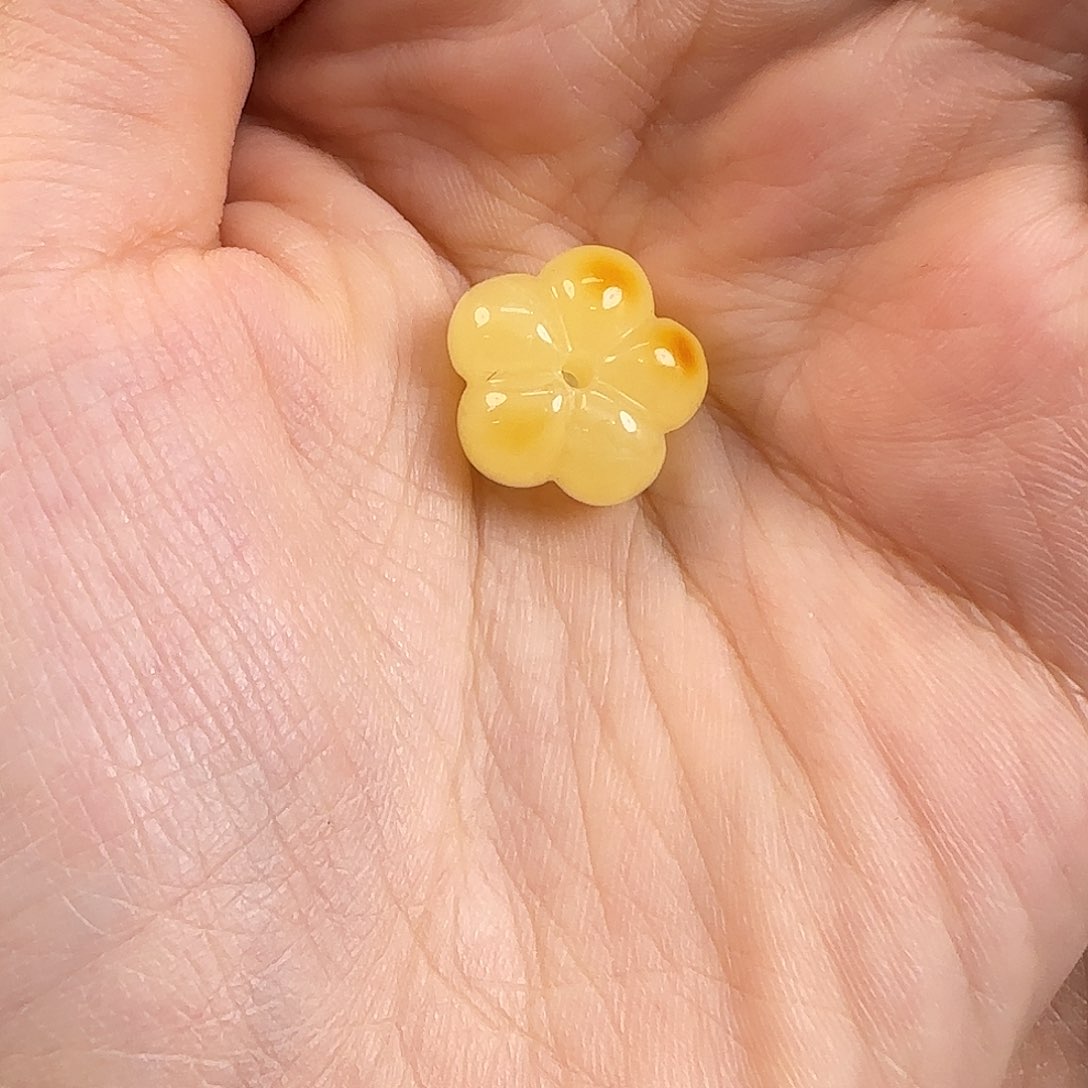 琥珀珠宝奇石未镶嵌胖*?