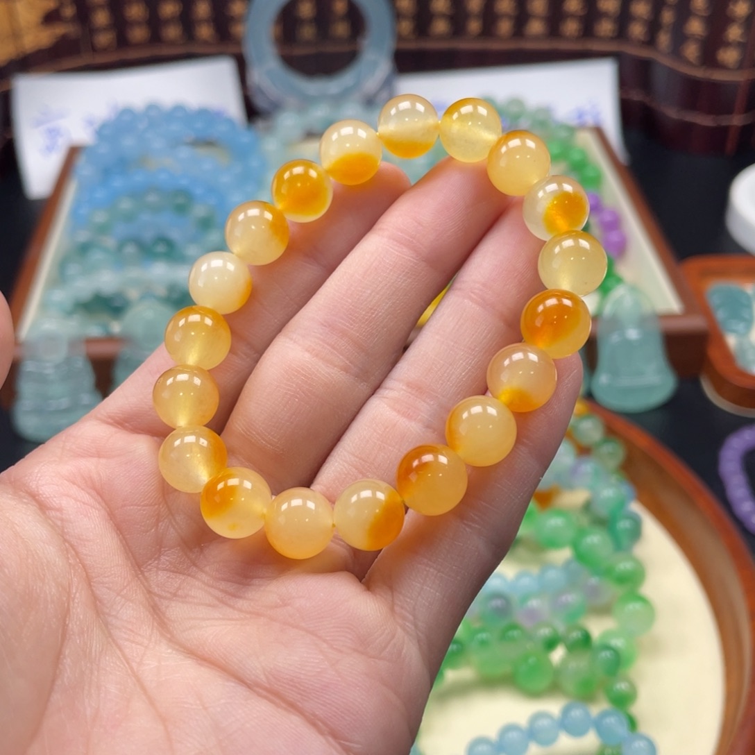 翡翠未镶嵌颈饰卡10