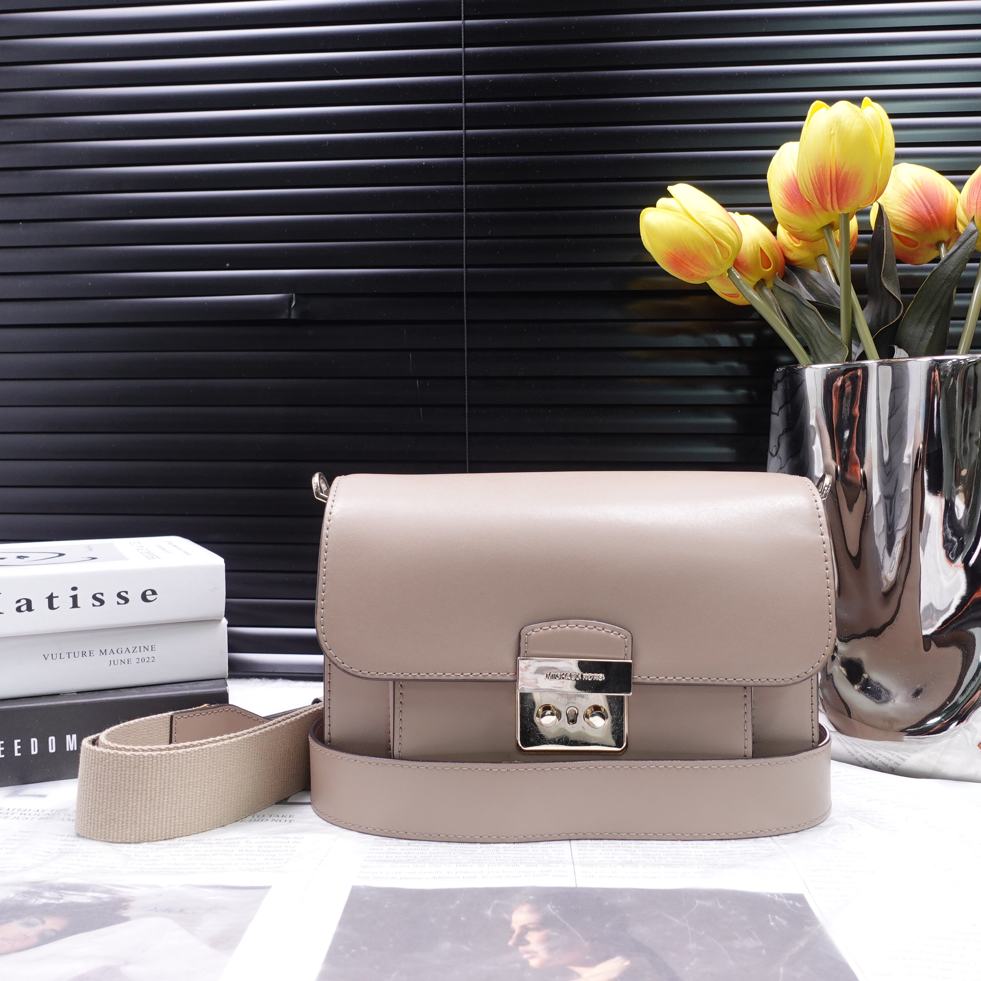 95新 MICHAEL KORS/迈克高仕 单肩包/T10342361