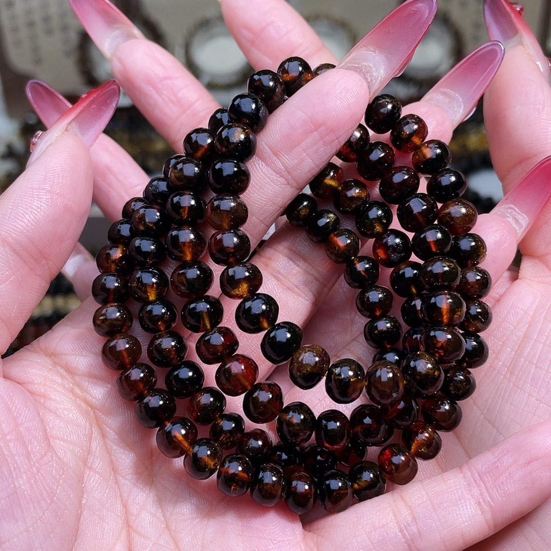 琥珀未镶嵌裸石7血珀