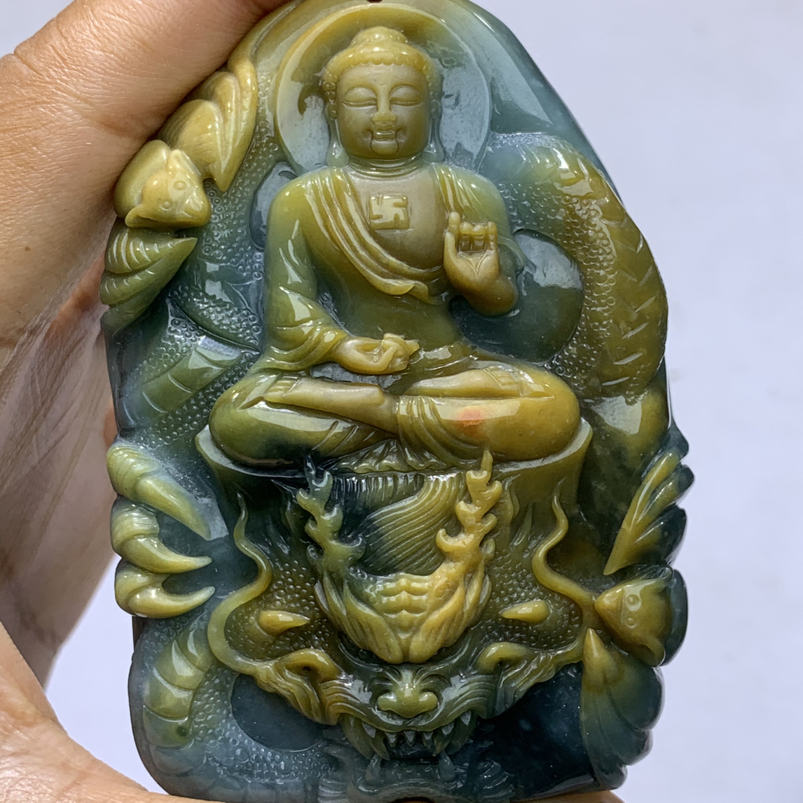 天然翡翠Ａ货巧雕俏色立体遇龙阿米守护