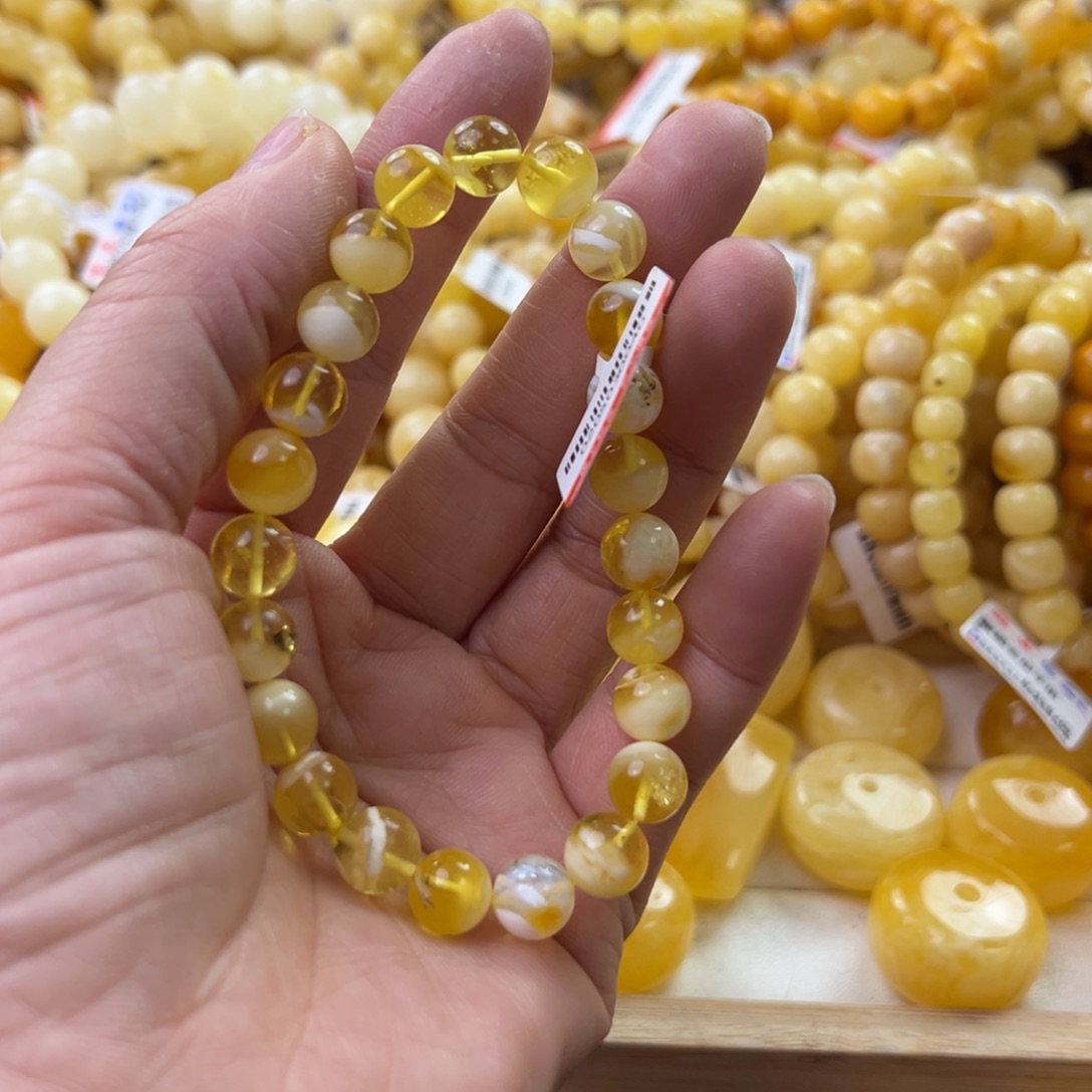 琥珀珠宝奇石未镶嵌