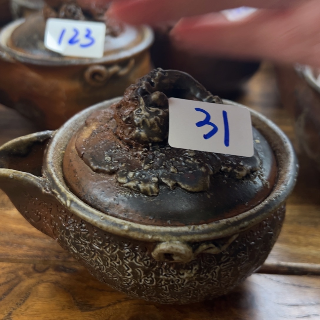 王***…花房壮一备前宝瓶