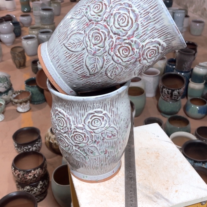 紫砂花盆口径19高度25两只正品