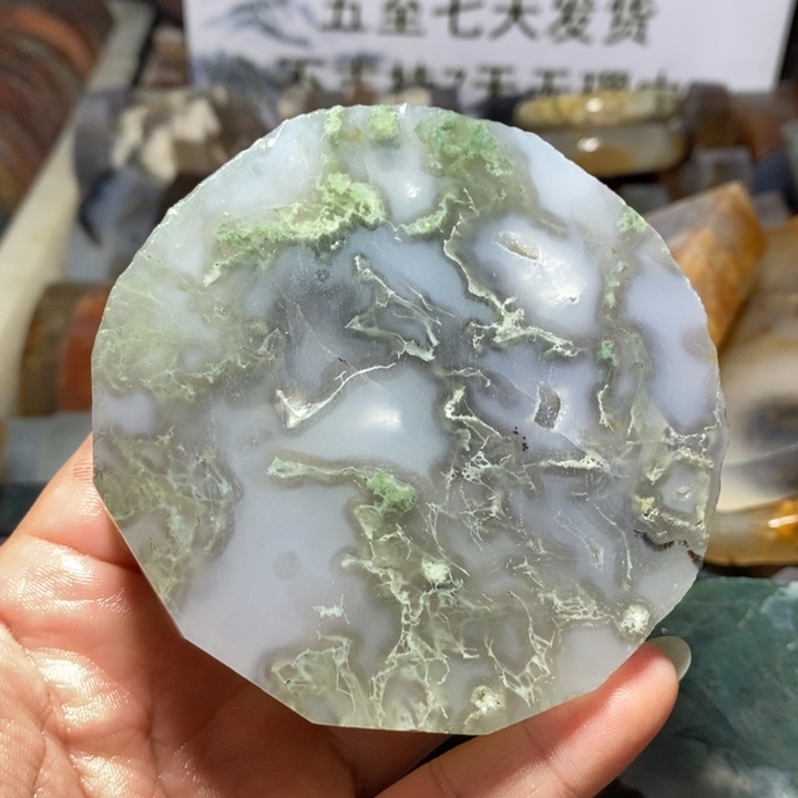 定制玛瑙62+手镯一支