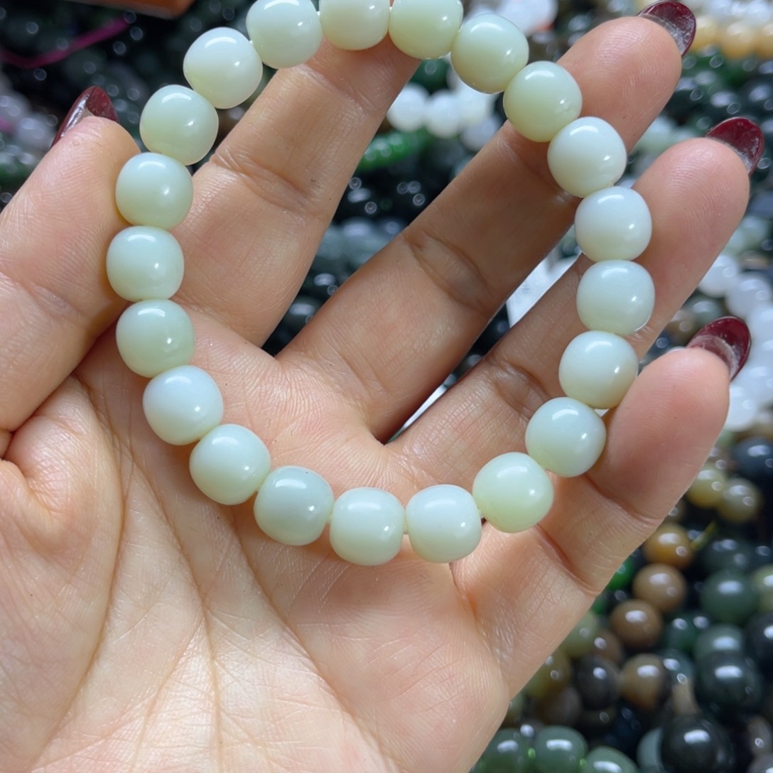 未镶嵌手串和田玉