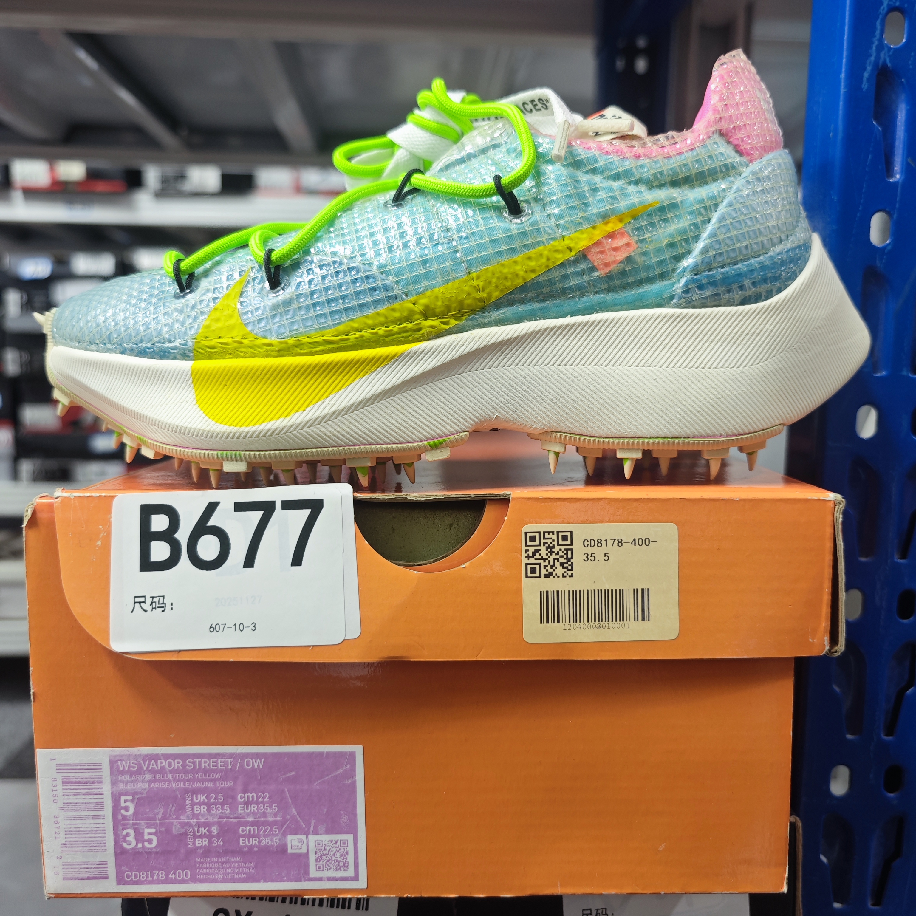 NIKE 白绿OW低帮 35.5码 全新原盒 12.28 B677