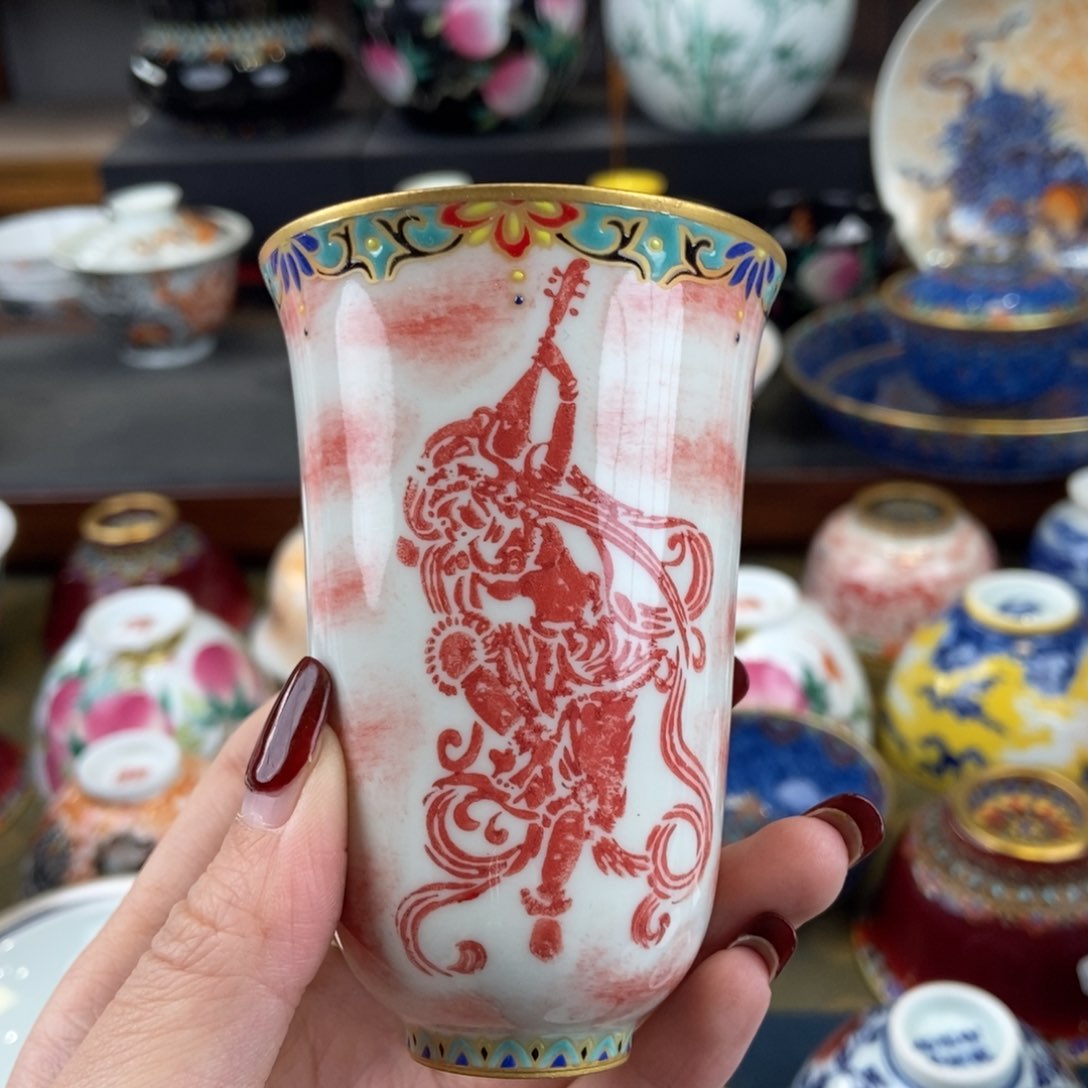 陶瓷艺术家的作品是一种非常