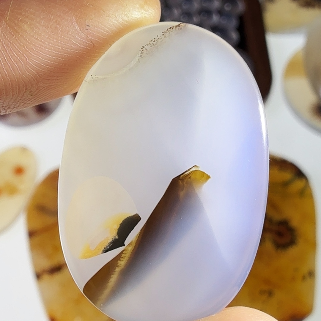 玛瑙/玉髓未镶嵌珠宝半成品