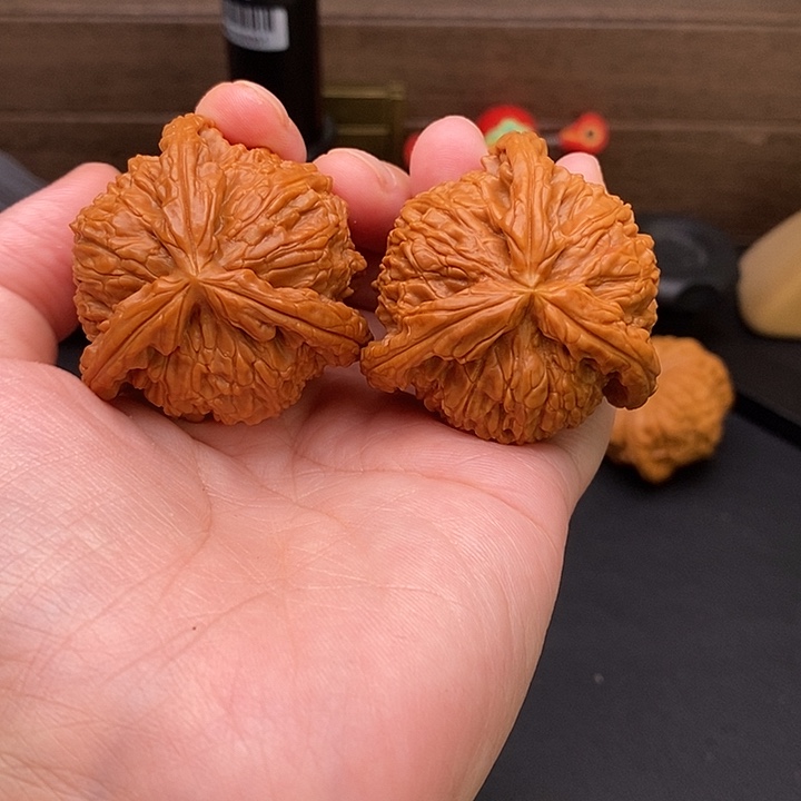 张***利把件文玩核桃白奔