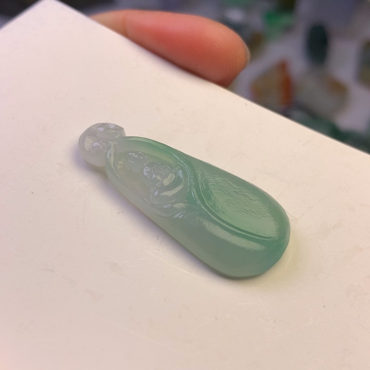 定制翡翠未镶嵌翡翠