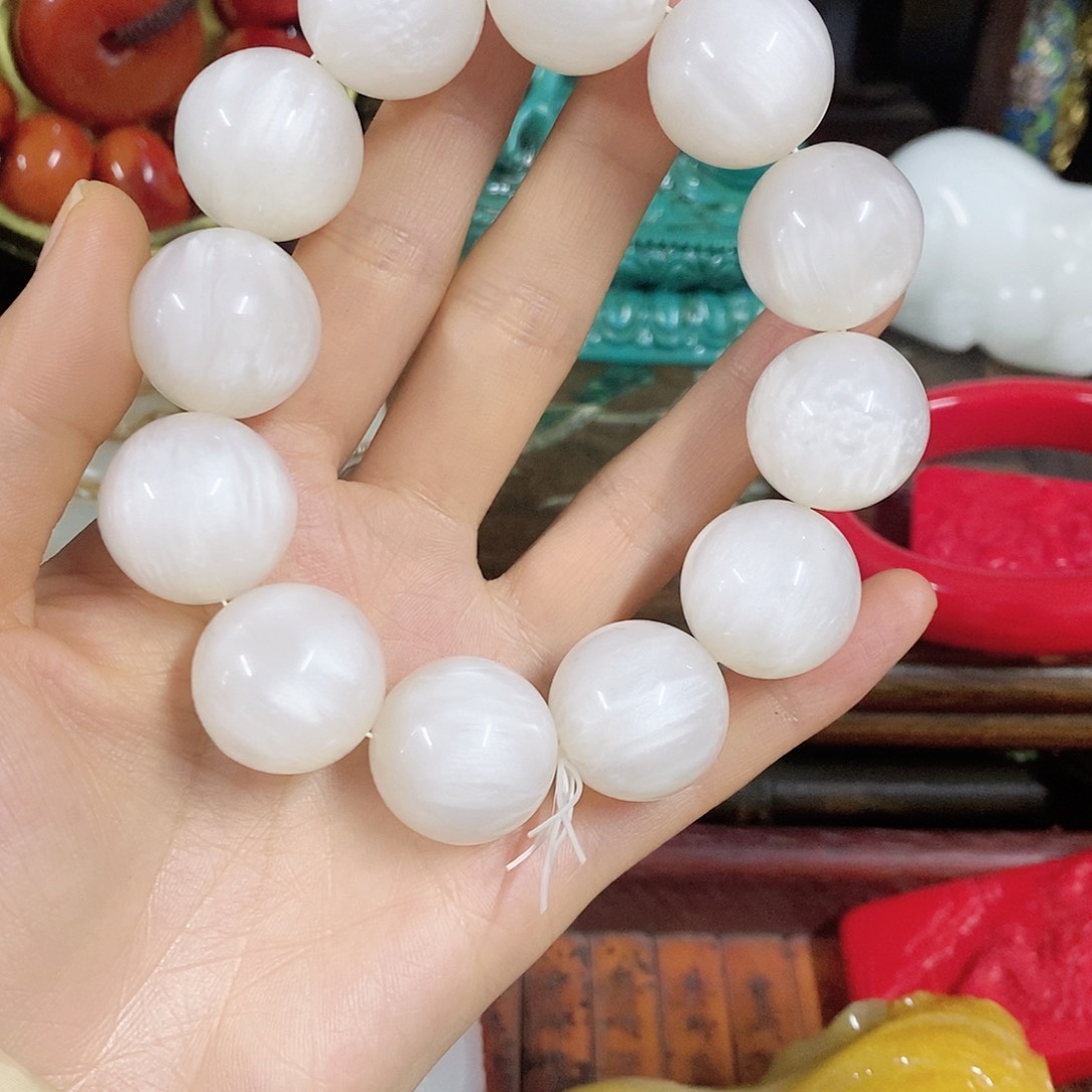 织绣摆件等各种工具的使用方法和