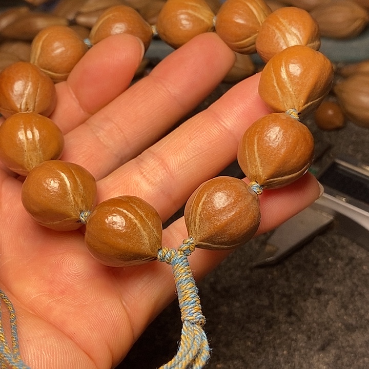 吊坠橄榄核1.7正圆30号