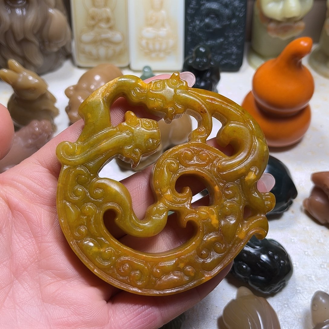 白玉菩提吊坠白玉菩提吊坠
