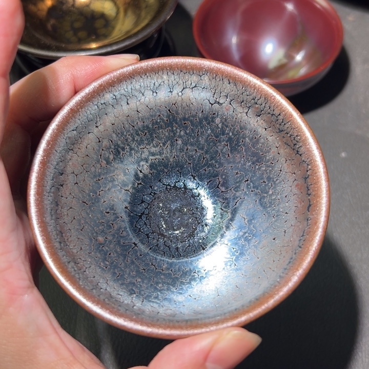 茶盏我们是有共同话题有