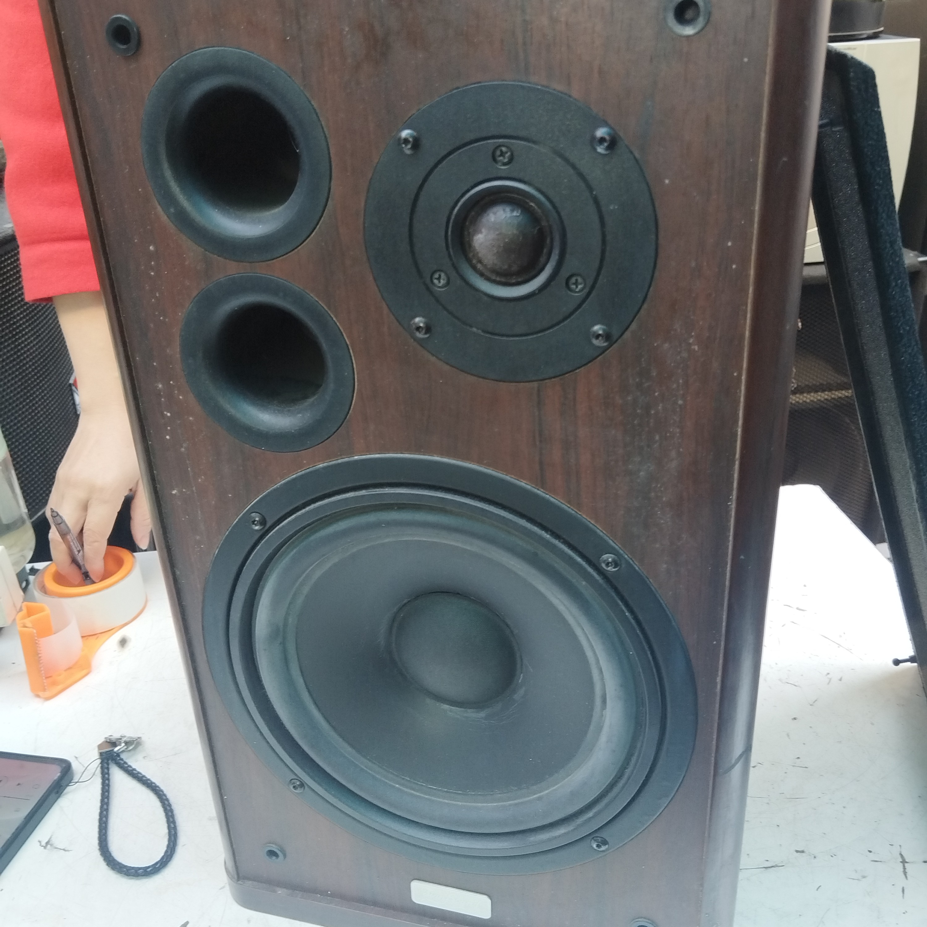 8新  天音高端8寸书架音响一对，不包邮费，不支持七天无理由退货