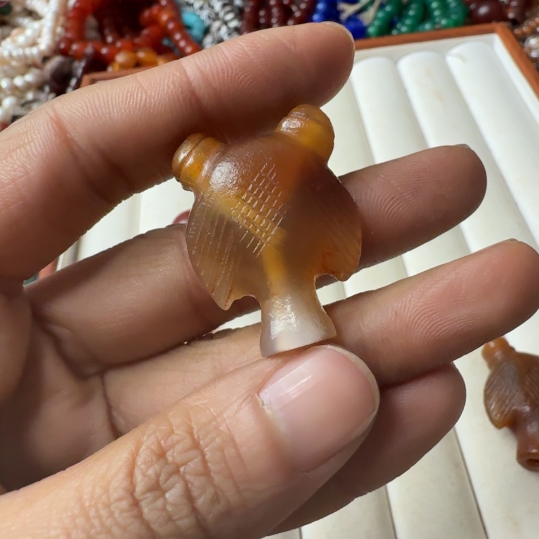 二***爷玛瑙/玉髓未镶嵌颈饰