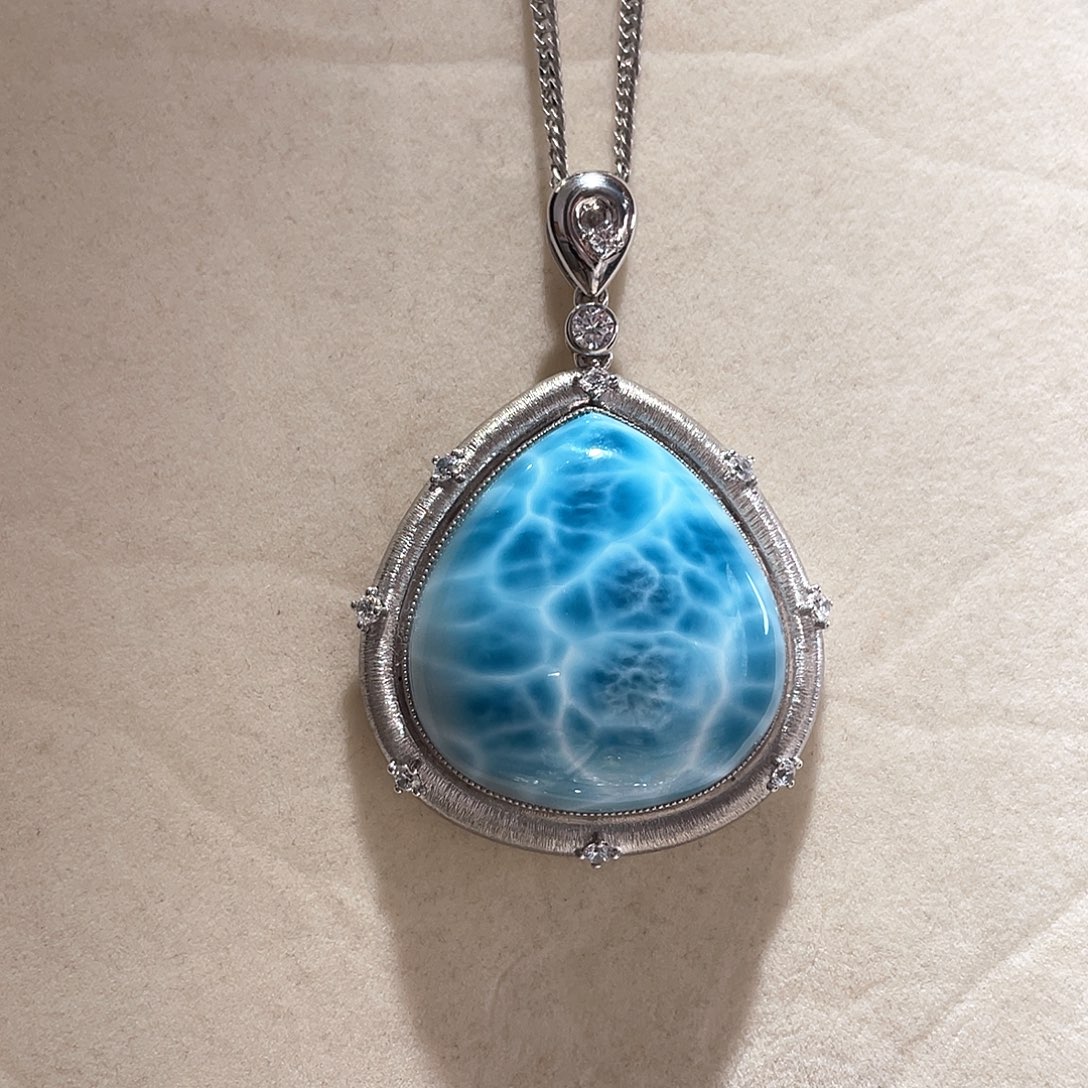 针钠钙石（海纹石）银S925镶嵌颈饰大气款